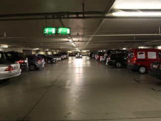 Baustellen auf der Domplatte für Untersuchungen an der Tiefgarage Am Dom