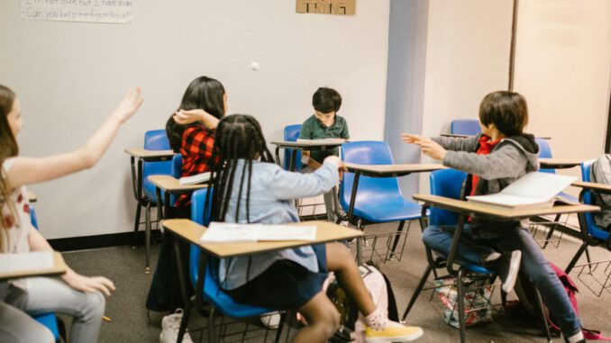 Bochumer Theaterprojekt bietet Stücke und Workshops zur Mobbingprävention für Schulklassen