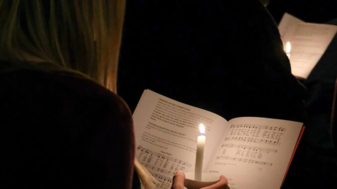 Chorabend im Ratssaal: Internationale Weihnachtslieder in Homberg Chorabend im Ratssaal: Internationale Weihnachtslieder in Homberg