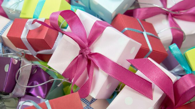 Mehr als 1.000 Schuhkartons aus Mülheim auf dem Weg nach Ivano Frankivsk Mehr als 1.000 Schuhkartons aus Mülheim auf dem Weg nach Ivano Frankivsk