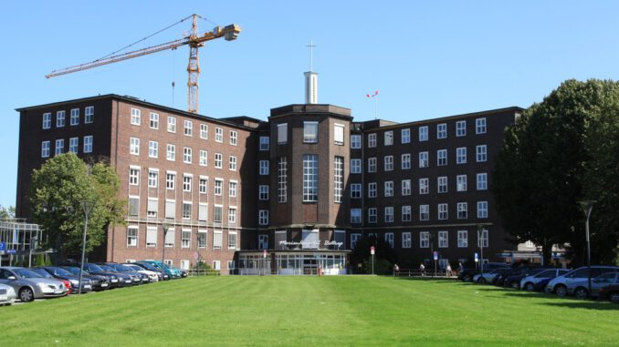 Neubau der Kinderklinik und Ausbau der Neurochirurgie: NRW stellt rund 40 Millionen Euro für Bottroper Kliniken bereit Neubau der Kinderklinik und Ausbau der Neurochirurgie: NRW stellt rund 40 Millionen Euro für Bottroper Kliniken bereit