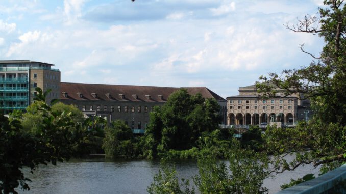 NRW zahlt 4,4 Millionen Euro für Mülheims Grüne Mitte: Wege, Teiche und inklusiver Spielplatz stehen im Fokus