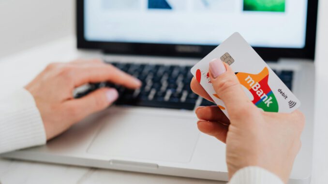 Online-Banking für ältere Kundinnen und Kunden: Sparkasse Vest und Seniorenbeirat laden zu Seminar in Recklinghausen
