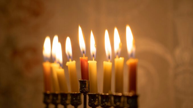 Recklinghausen: Bürgermeister betont Schutz der jüdischen Gemeinde zum Chanukka Beginn Recklinghausen: Bürgermeister betont Schutz der jüdischen Gemeinde zum Chanukka Beginn