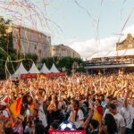 Saxofonist André Schnura spielt beim Public Viewing zum WM-Auftakt in Recklinghausen