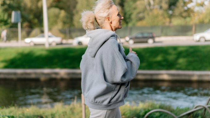 VHS Hagen bietet zehnteiligen Gymnastikkurs für Menschen ab 60 an